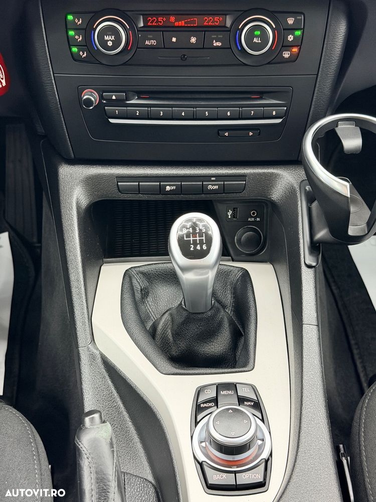 BMW X1 sDrive18d - 24