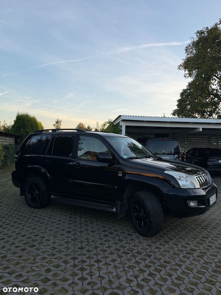 Toyota Land Cruiser - 7