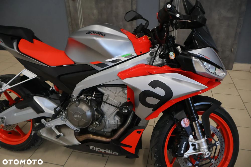Aprilia Tuono - 4