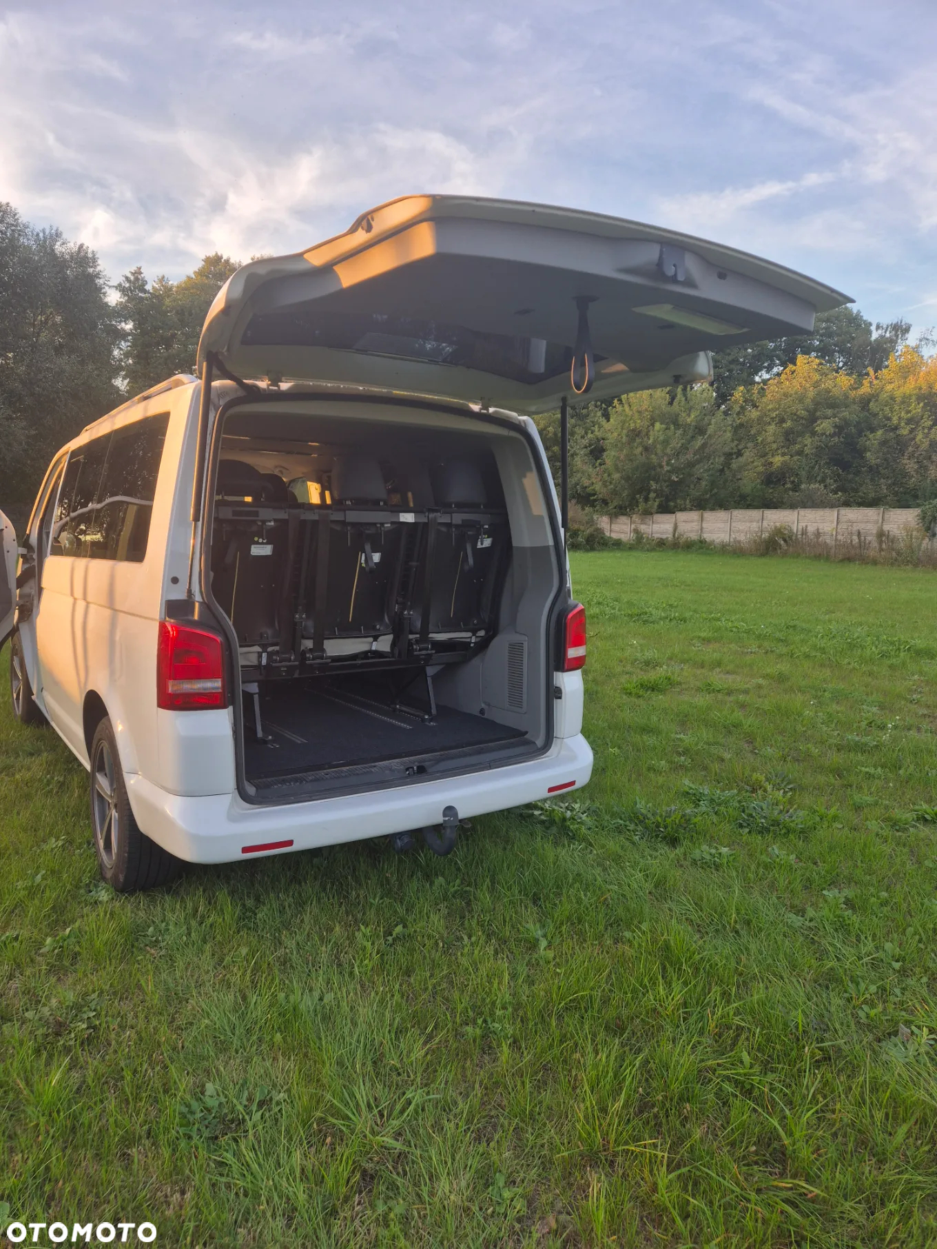 Volkswagen Caravelle BiTDI L1 Comfortline - 4