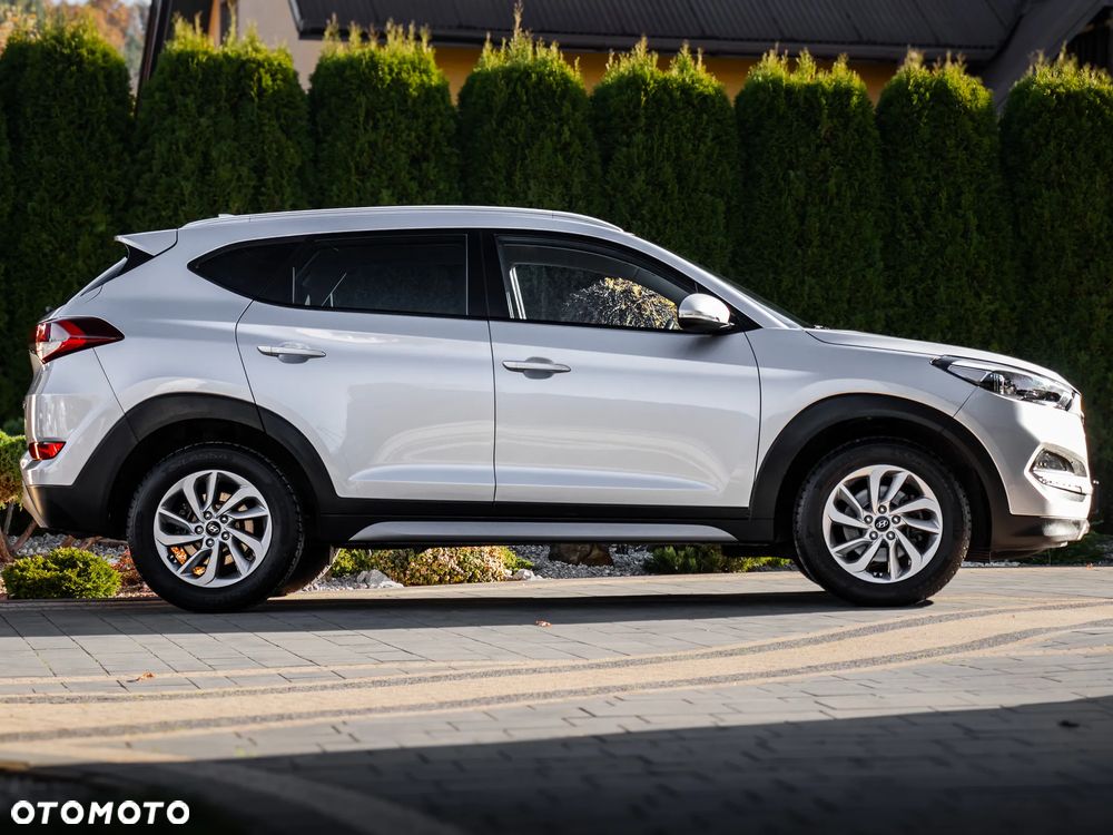 Hyundai Tucson blue 1.7 CRDi 2WD Passion - 6
