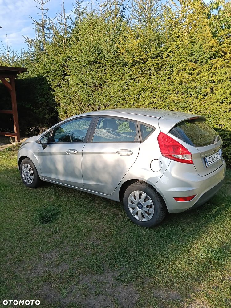 Ford Fiesta 1.25 Ambiente - 3