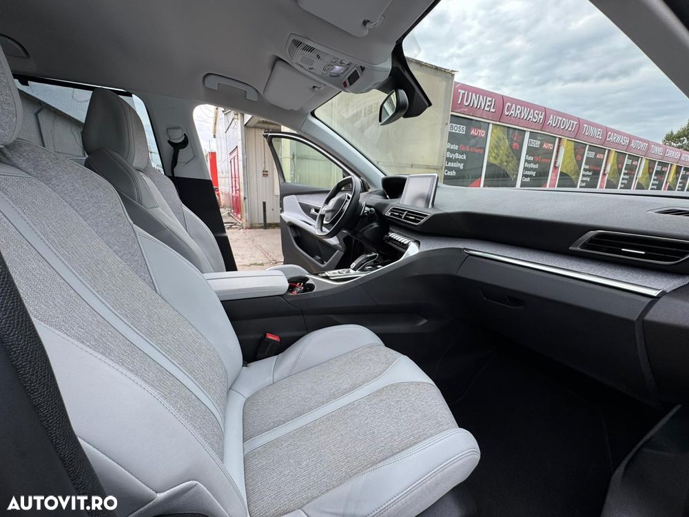 Peugeot 5008 PureTech 130 EAT8 Stop & Start GT - 12