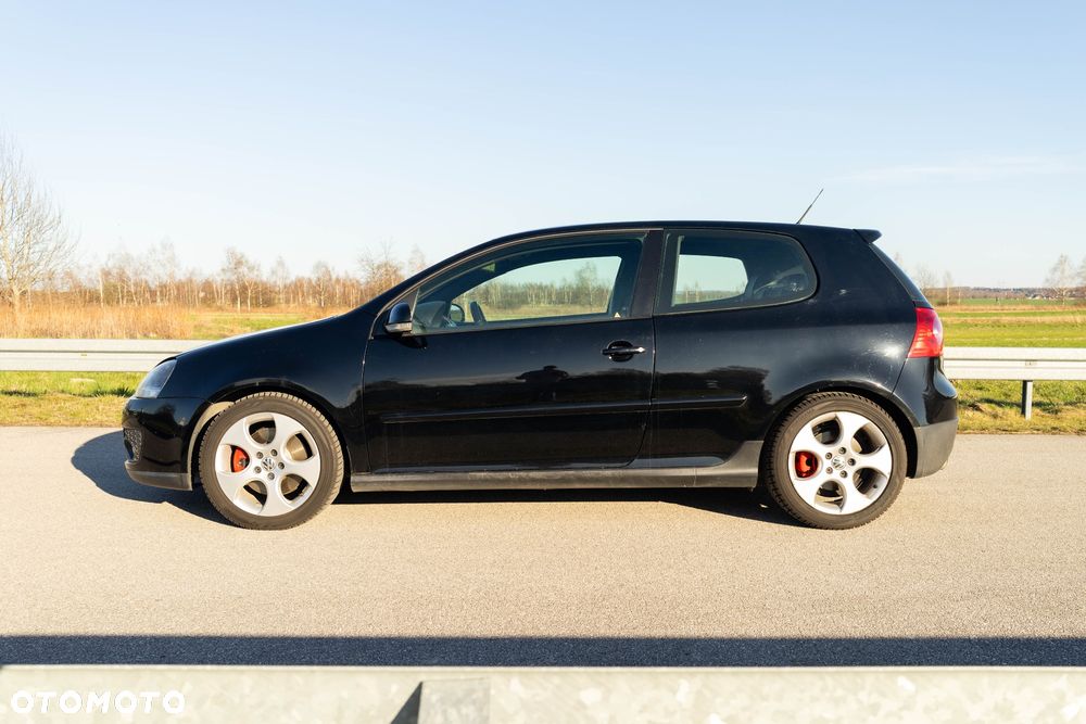 Volkswagen Golf 2.0 GTI - 3
