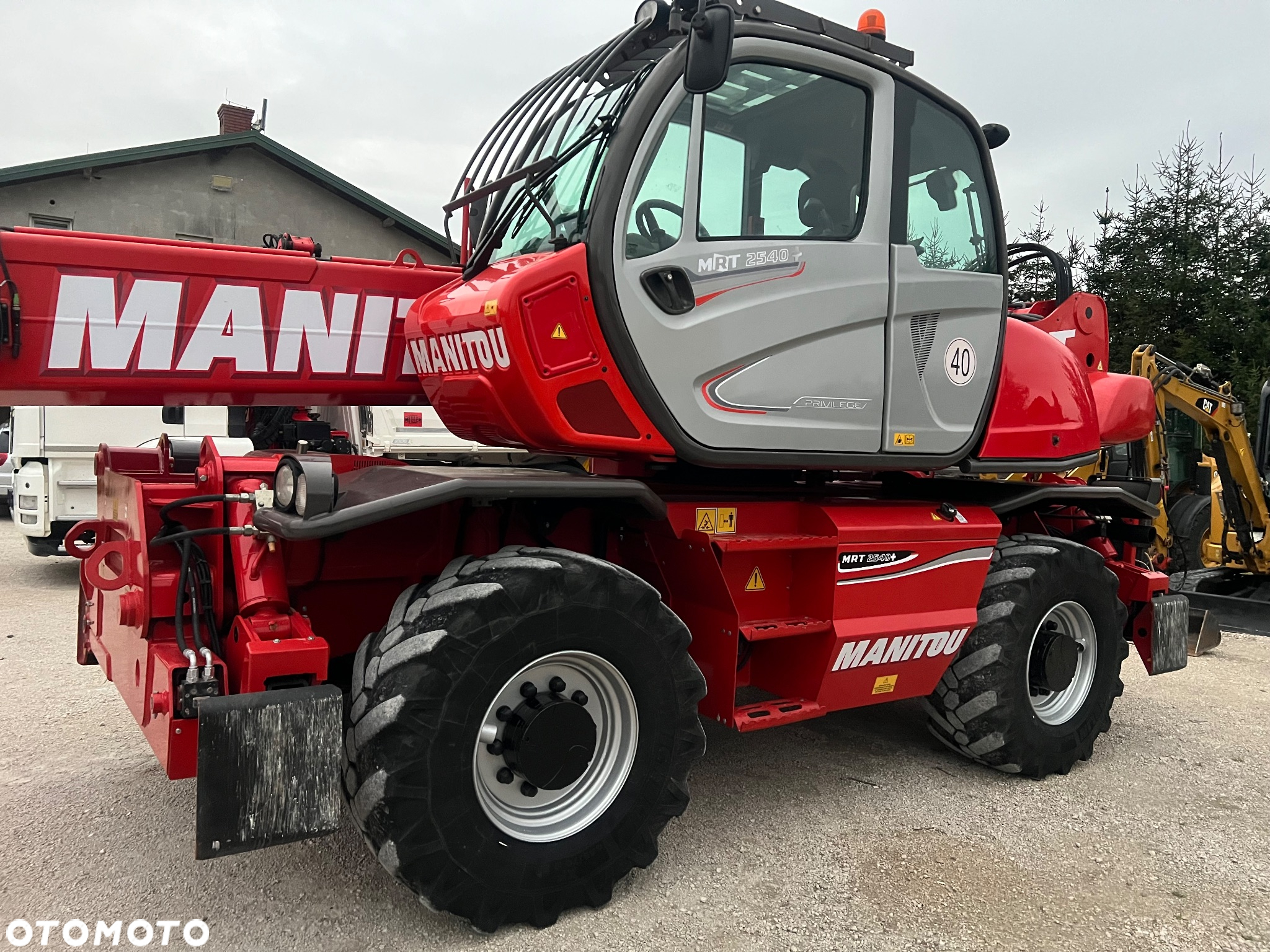 Manitou MANITOU ŁADOWARKA ROTO  widły  Manitou MRT 2540 Privilege Plus PILOT obrotowa 360 dodatkowa hydraulika  2150 2540 1840 2550 wys 24,6m zasięg 17.5 tony silnik MERCEDES opony Michelin 110kw ks.serw 2015r 1 wł manitka roto ładowarka obrotowa - 38