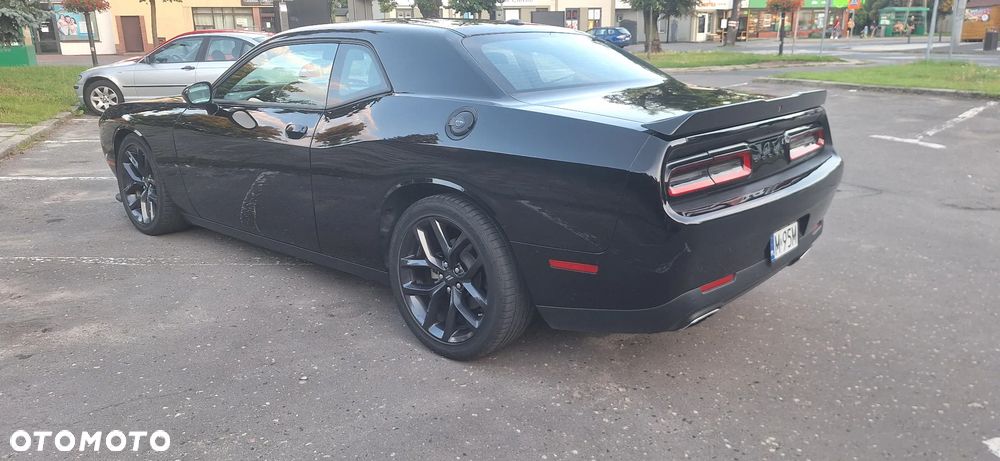 Dodge Challenger - 5