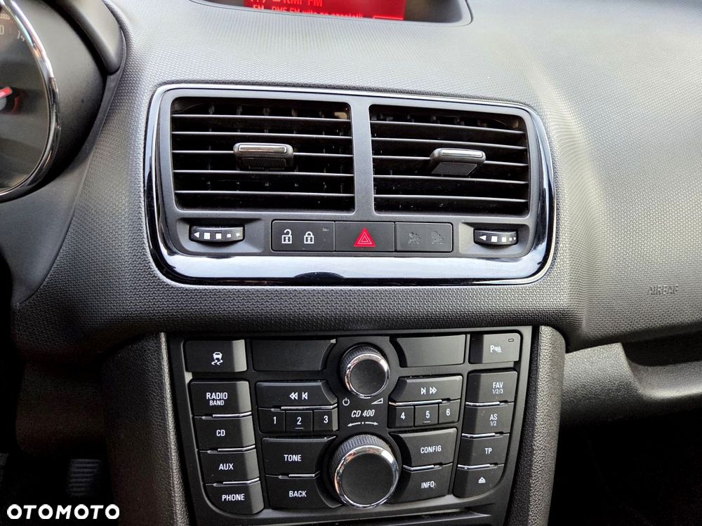 Opel Meriva - 26