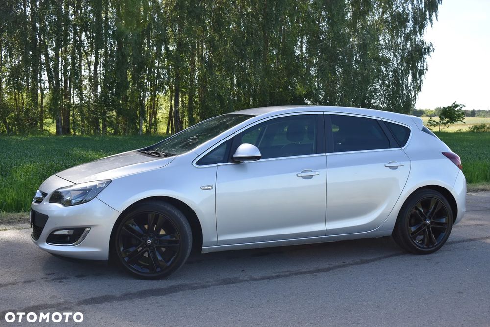 Opel Astra - 4