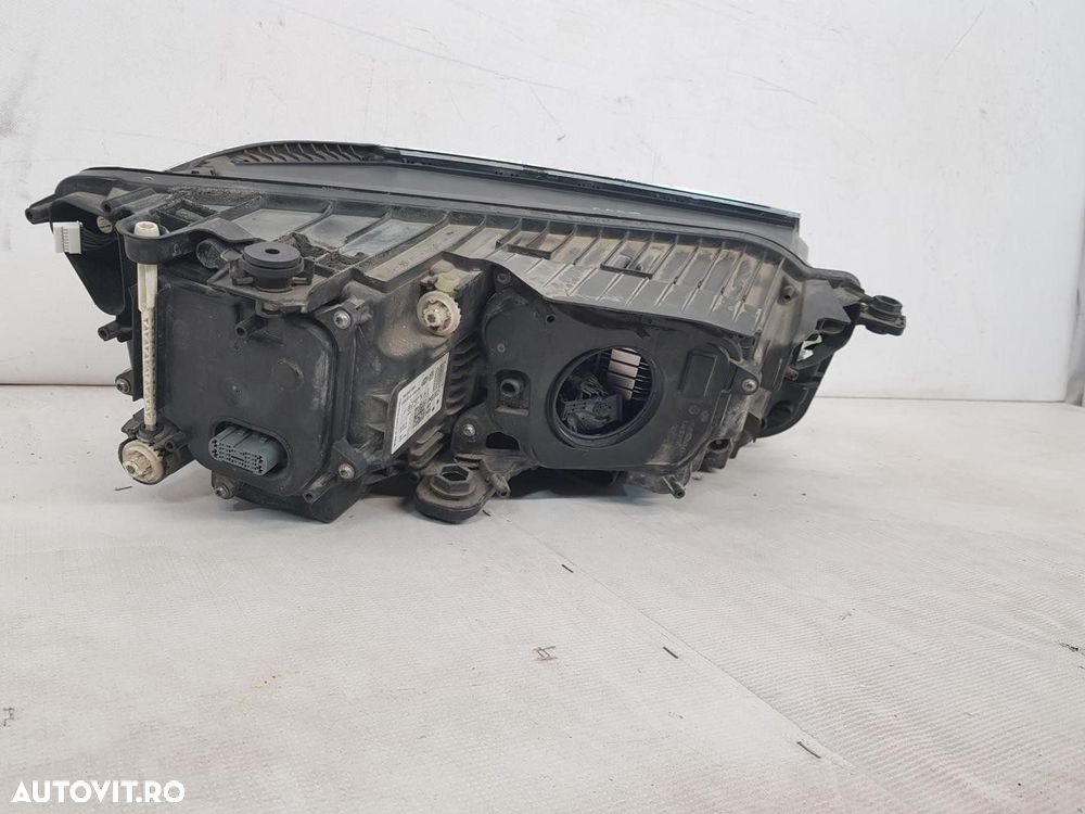 Far stanga full led VW Touareg dupa 2018 - 7