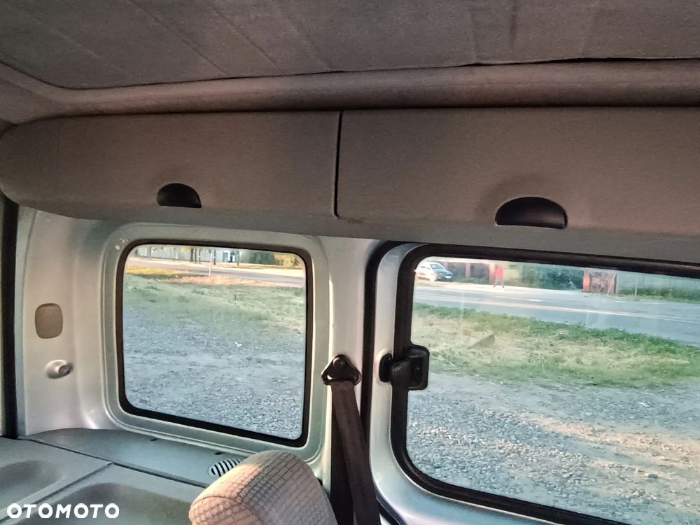 Renault Kangoo 1.6 16V Authentique - 15