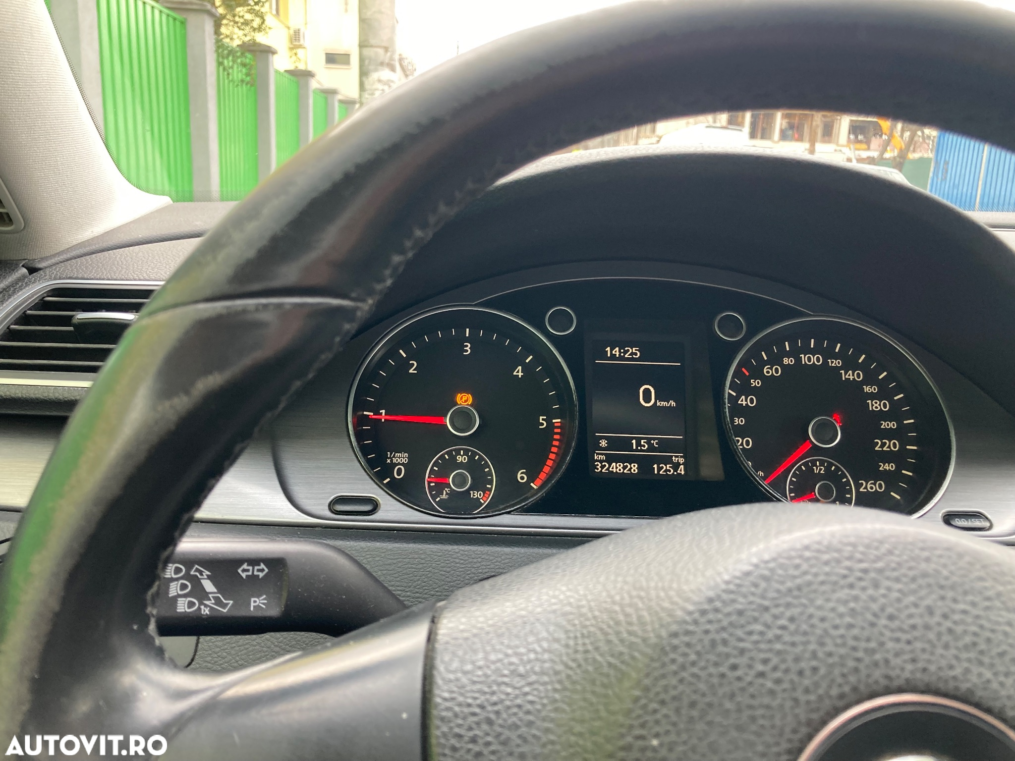 Volkswagen Passat Variant 1.6 TDI BlueMotion - 9