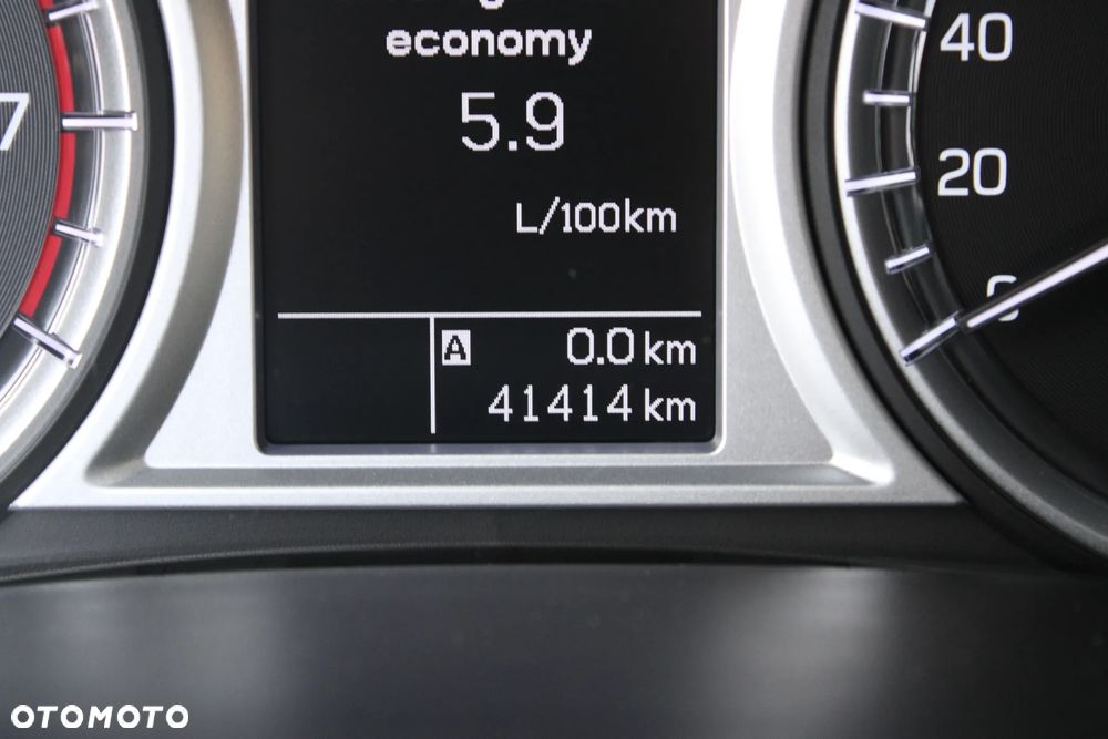 Suzuki Vitara 1.6 Comfort 2WD - 35