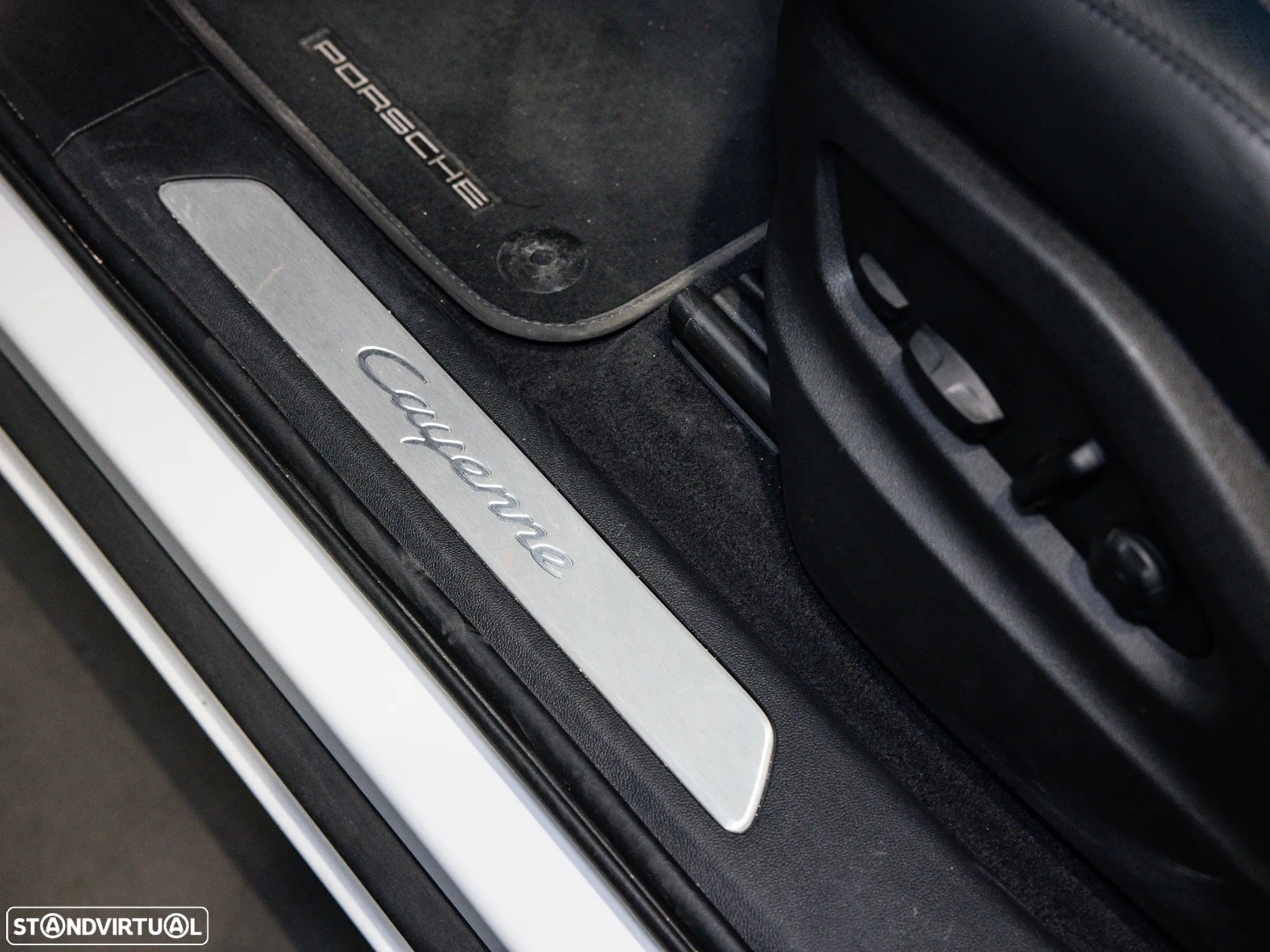 Porsche Cayenne Coupé E-Hybrid - 33