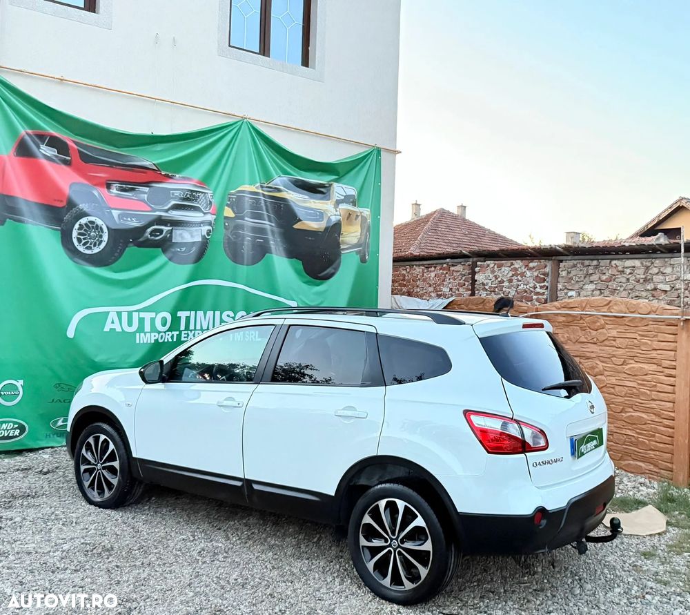 Nissan Qashqai+2 - 4