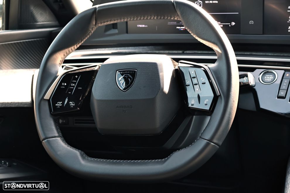 Peugeot 3008 1.2 Hybrid Allure e-DCS6 - 9