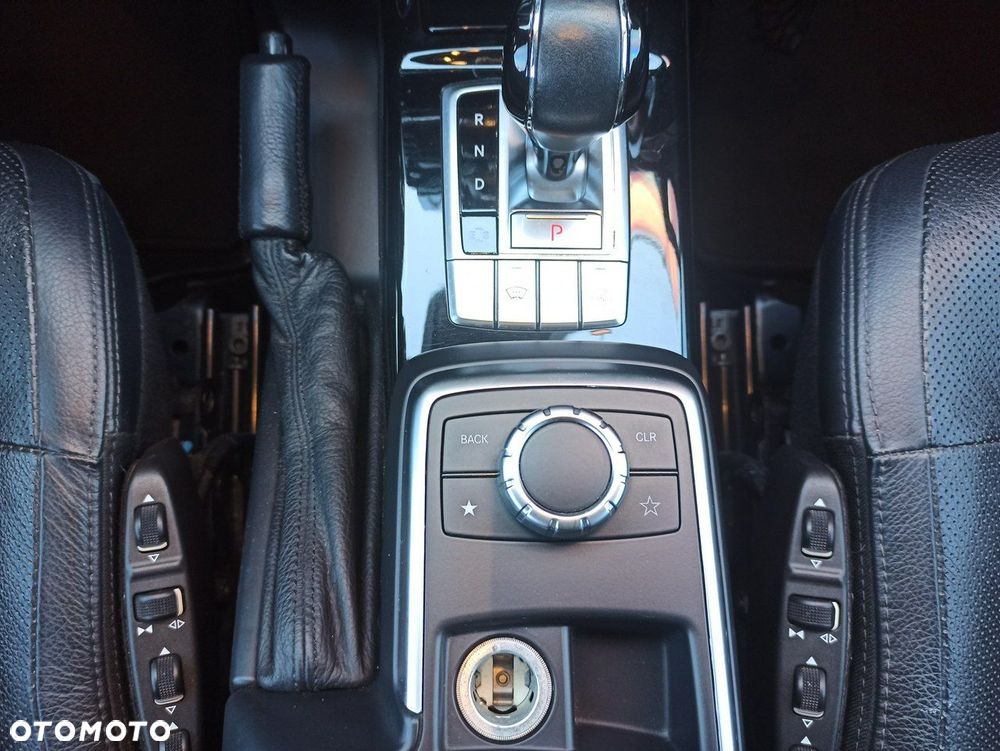 Mercedes-Benz Klasa G 500 L 7G-TRONIC - 18