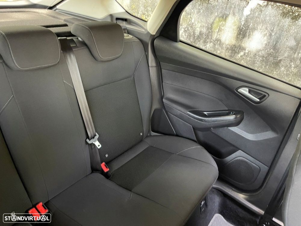 Ford Focus 1.0 SCTi Trend+ - 40