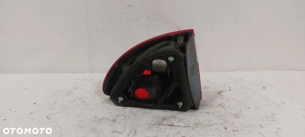 .  LAMPA TYL TYLNA PRAWA SEAT LEON 1 - 3