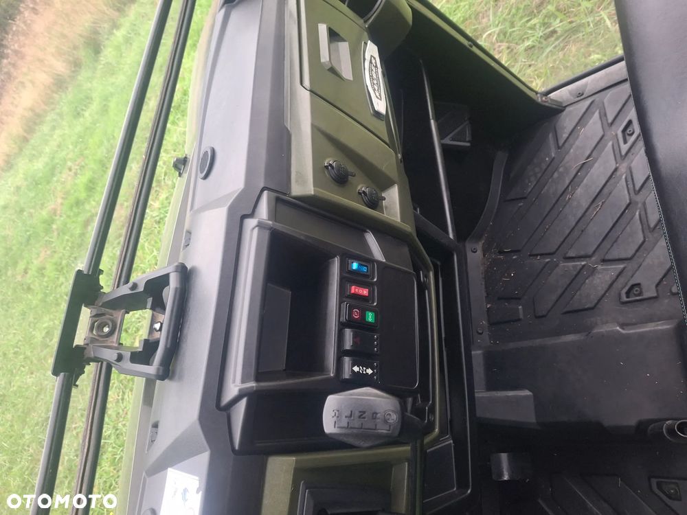 Polaris Ranger XP - 10