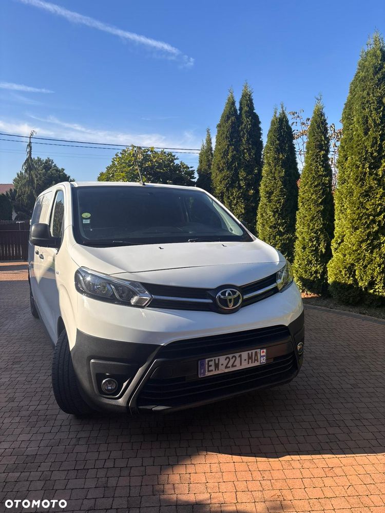 Toyota ProAce Kombi D-4D Medium 2,7t - 6