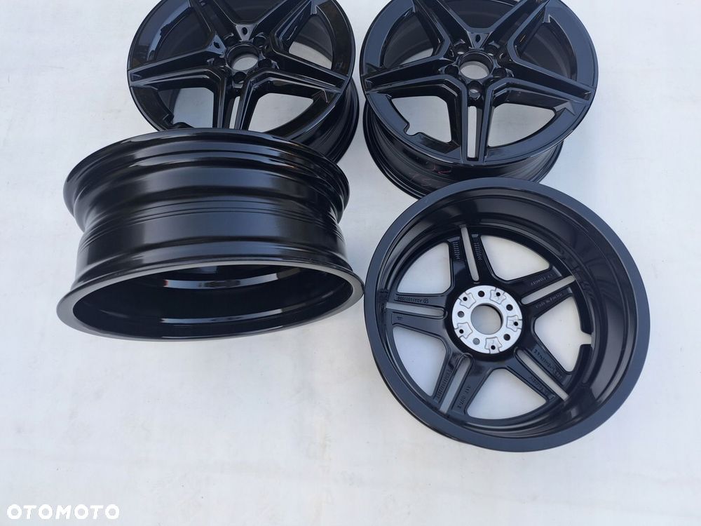 Oryg. Mercedes 19 AMG GLA 247 A247 W247 GLB Pianoblack - 8