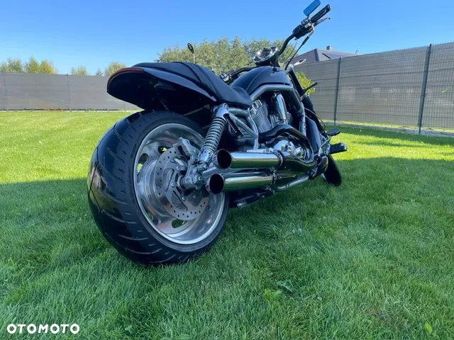 Harley-Davidson V-Rod Street Rod - 22