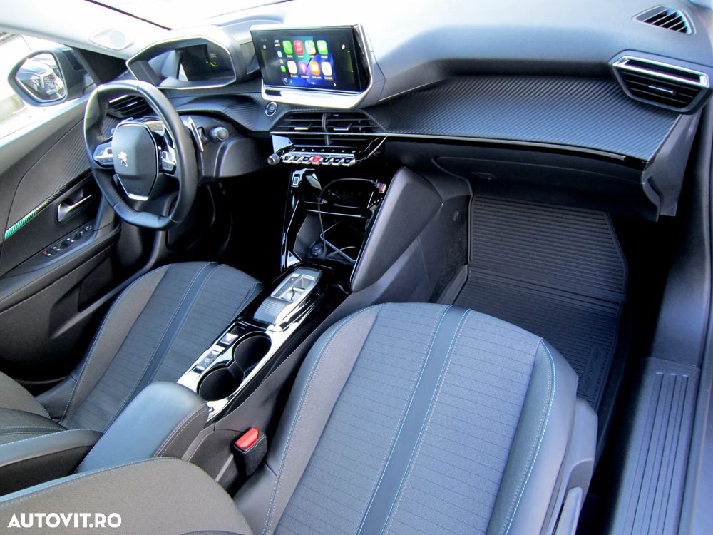 Peugeot 2008 1.5 BlueHDI EAT8 STT Allure Pack - 22