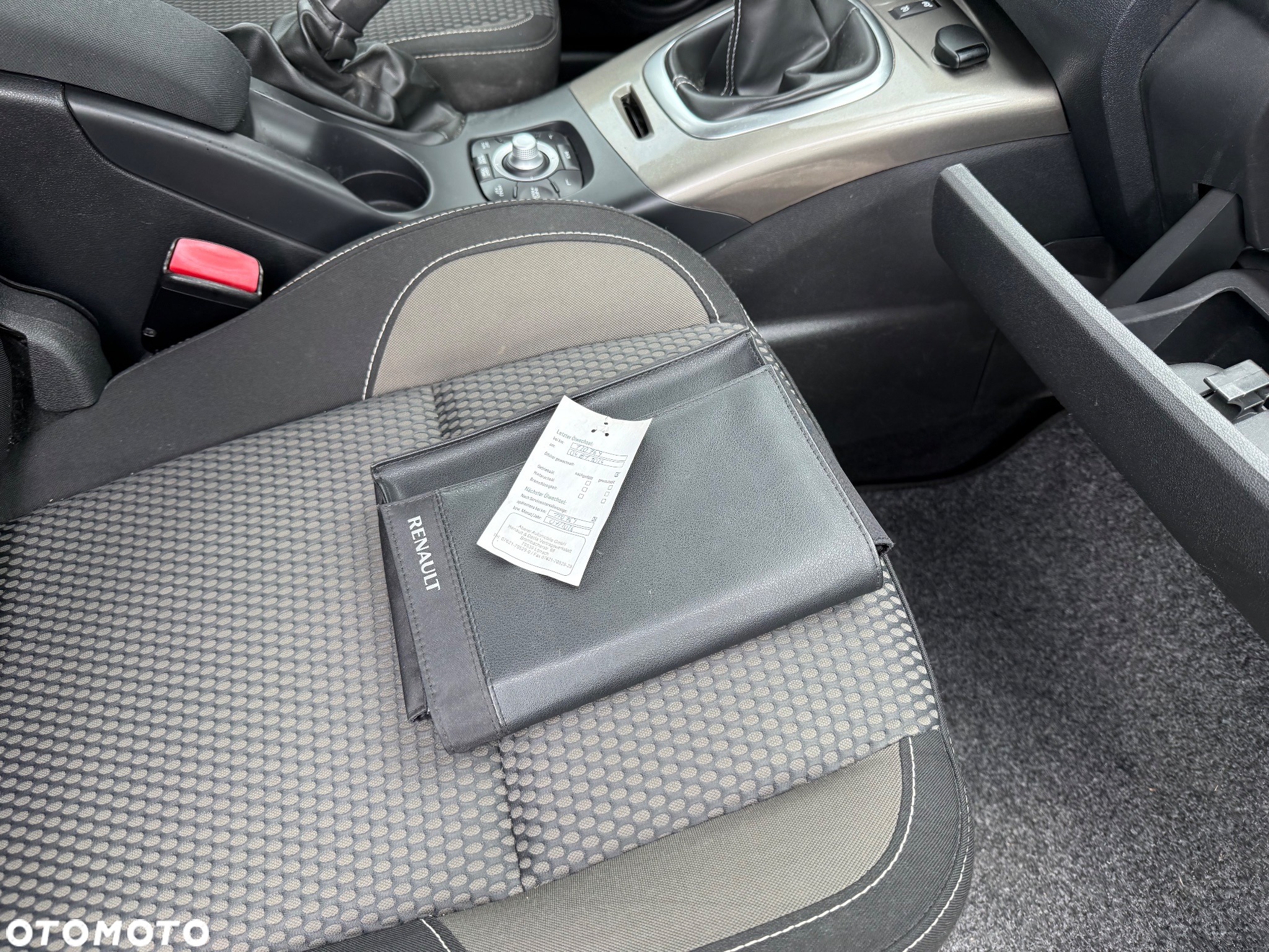 Renault Scenic ENERGY TCe 115 S&S Xmod Paris - 25