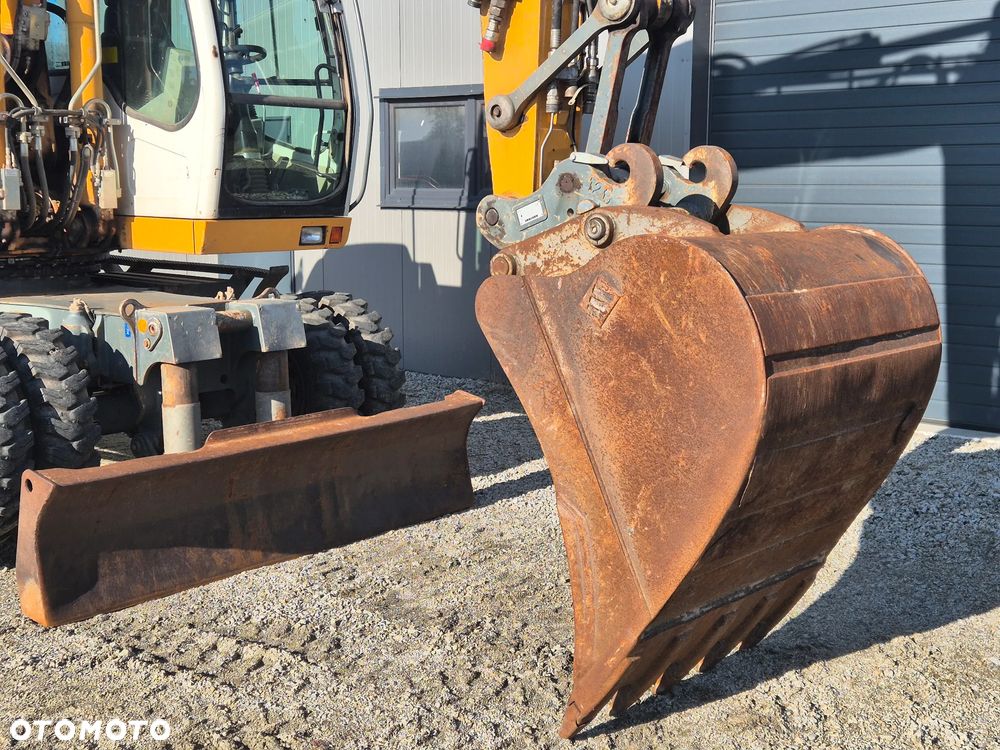 Liebherr A900 C 2010 ROK, Z NIEMIEC, PŁUG, PODPORY, SUPER STAN / 314 / 316 / 904 / 914 / 916 / 918 / 920 - 11