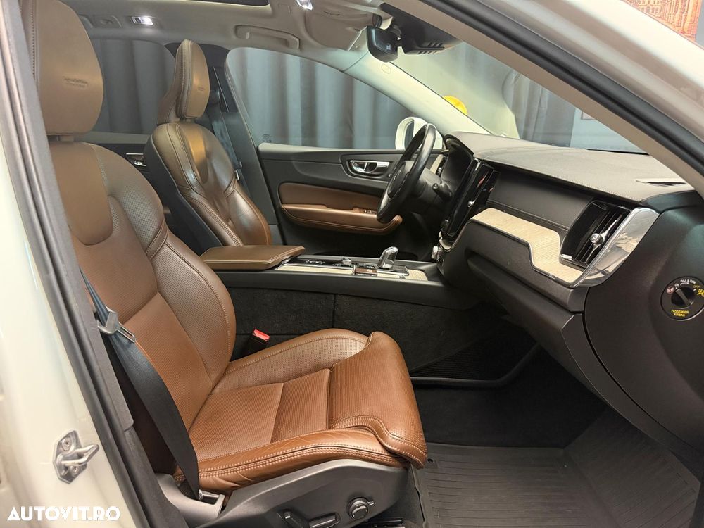 Volvo XC 60 Recharge T8 Twin Engine eAWD Inscription - 21