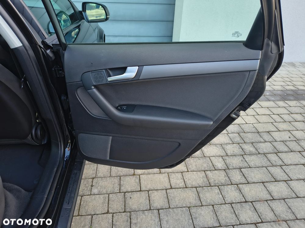 Audi A3 Sportback 1.6 TDI Attraction - 14