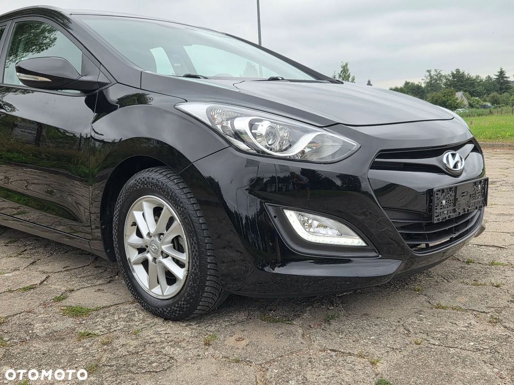 Hyundai i30 1.6 CRDi Premium - 17