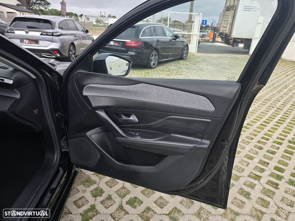 Peugeot 308 PureTech 130 EAT8 Allure - 45