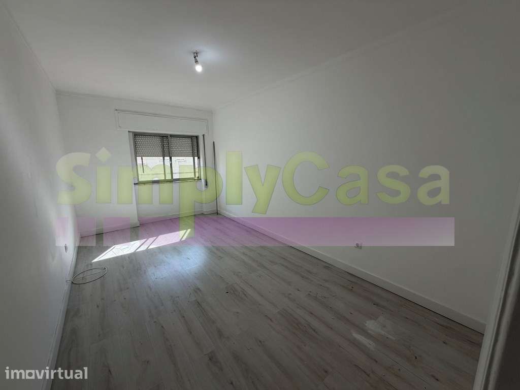 T2 + Sotão, Bairro Afonso Costa-Setúbal - Grande imagem: 4/15