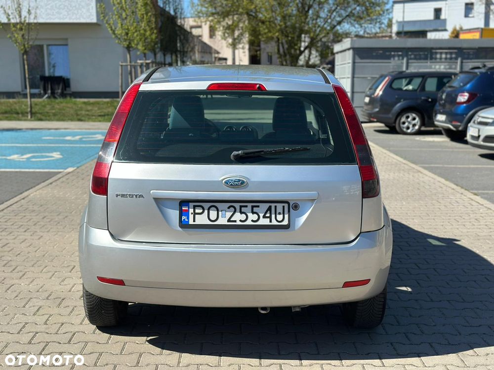 Ford Fiesta - 4