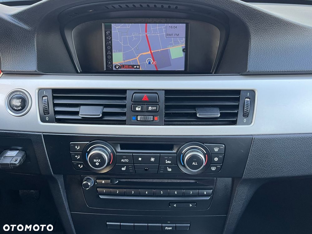BMW Seria 3 318i Edition Lifestyle - 14