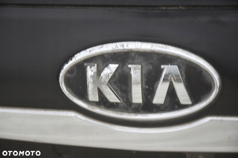 klapa tylna * tył kia sedona carnival ii - 5