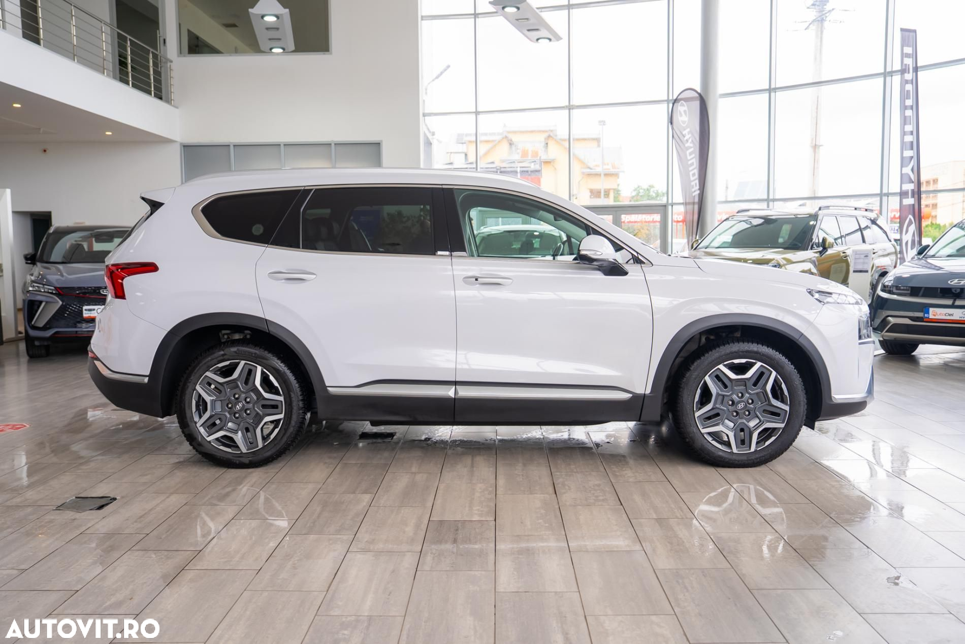Hyundai Santa Fe Hybrid 1.6 l 230 CP 4WD 6AT Luxury - 11