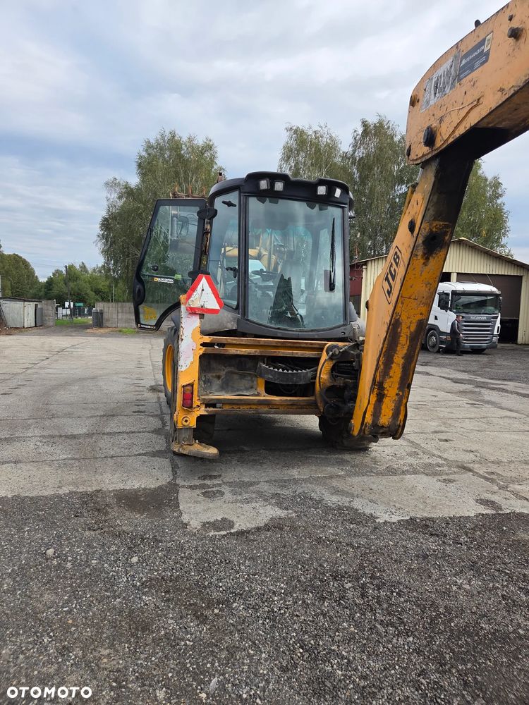 JCB 4cx - 8