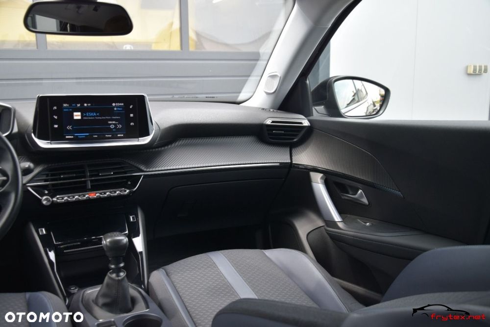Peugeot 2008 - 23