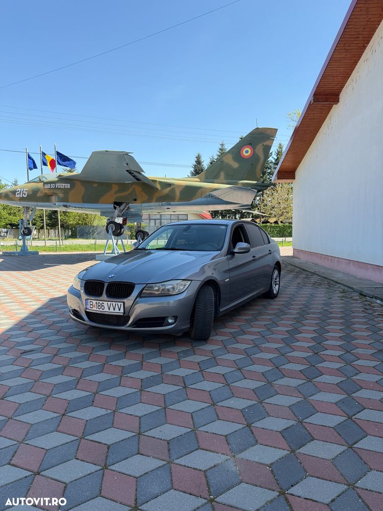 BMW Seria 3 318d - 2