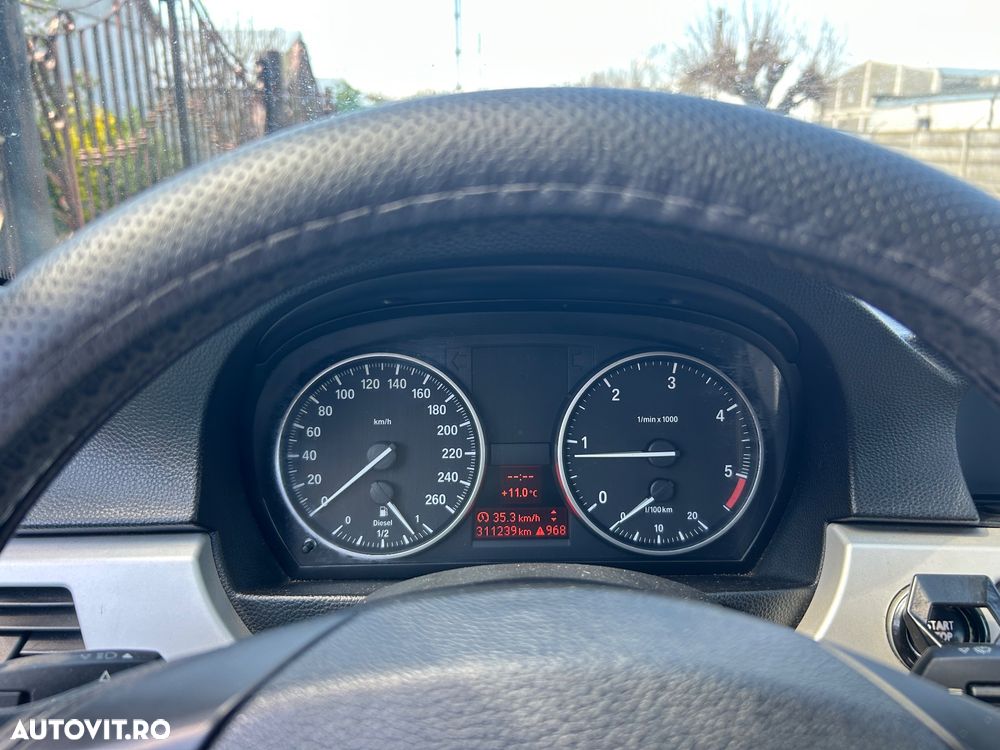 BMW Seria 3 318d - 8