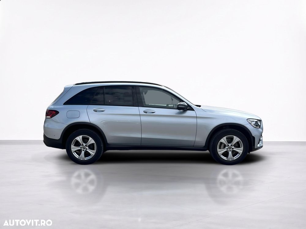 Mercedes-Benz GLC 300 de 4Matic 9G-TRONIC - 8