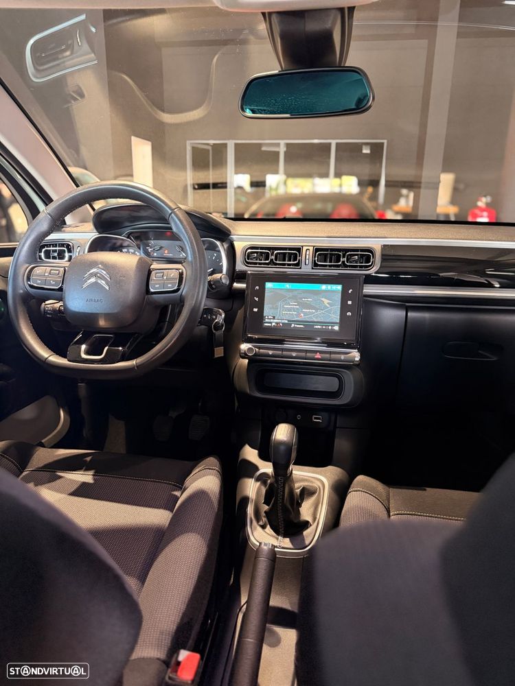 Citroën C3 1.2 PureTech Shine - 28