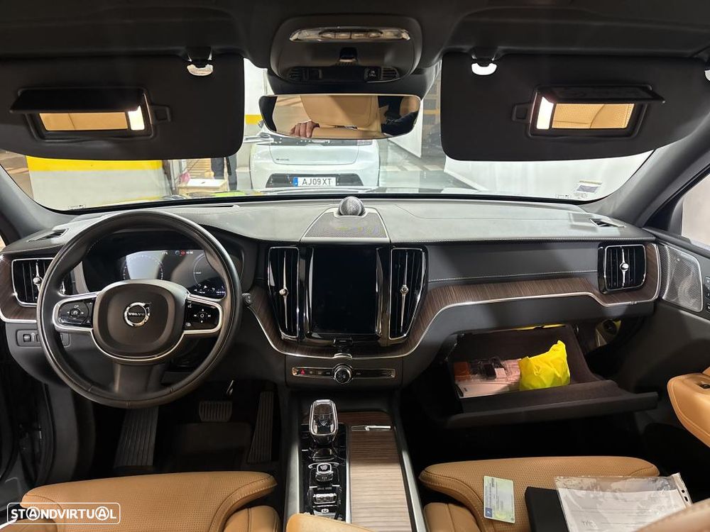 Volvo XC 60 2.0 T8 PHEV Inscription AWD - 7