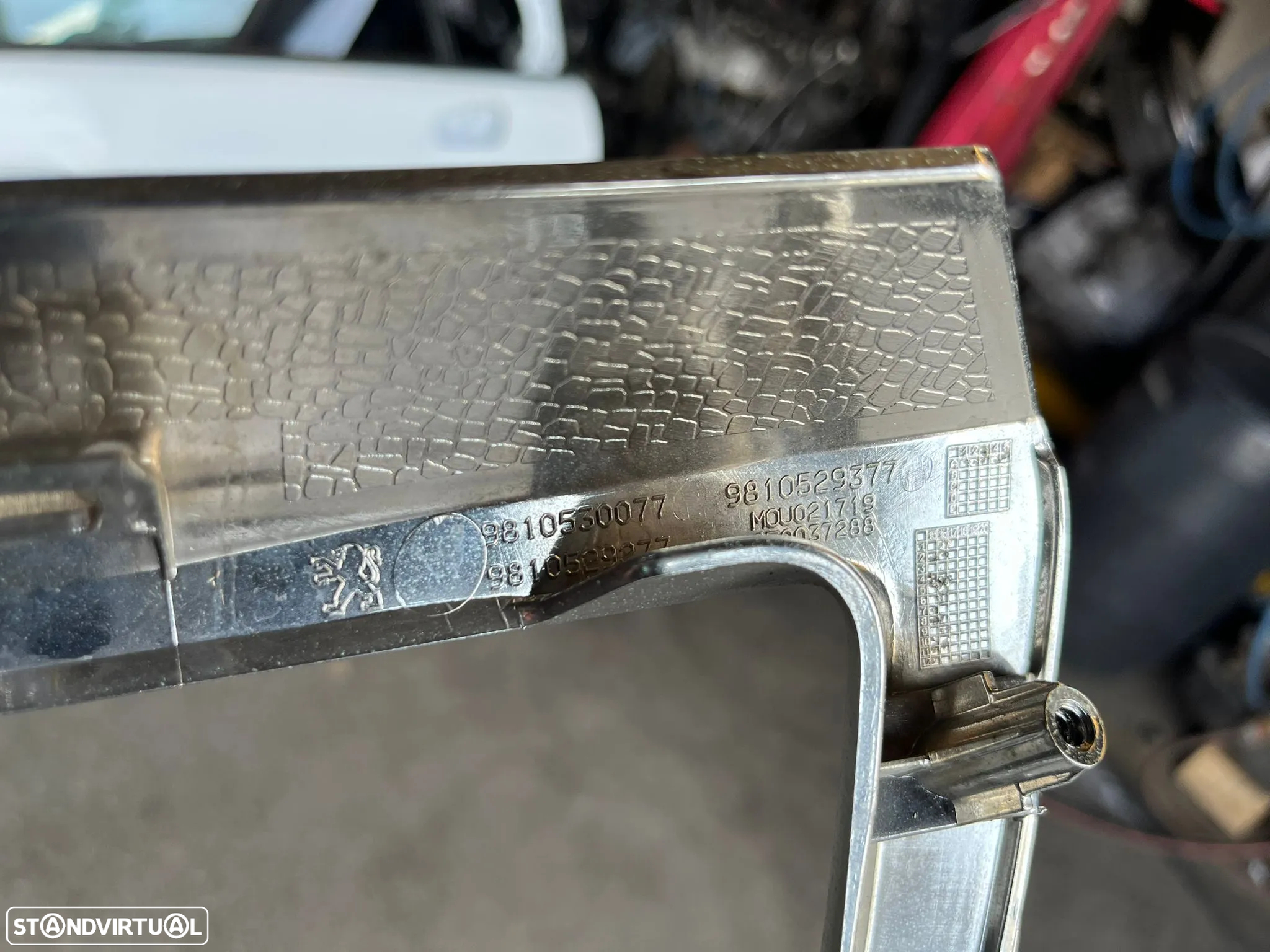 PEUGEOT 208 I CROMADO GRELHA PARA CHOQUES FRENTE - FR038 - 10
