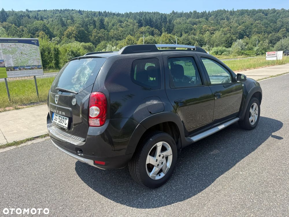 Dacia Duster 1.6 Laureate 4x4 - 4