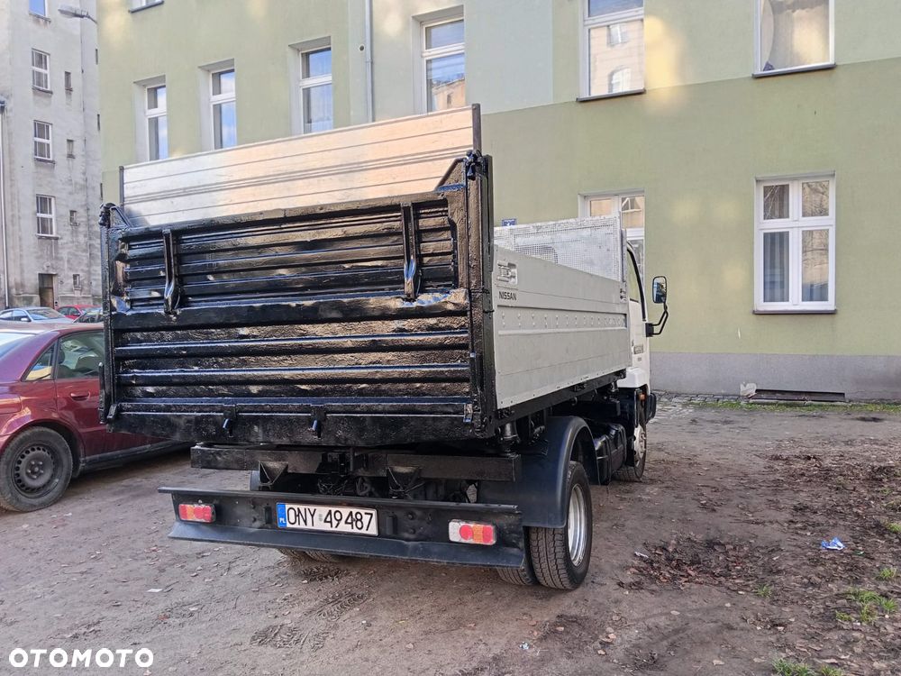Nissan Cabstar - 5
