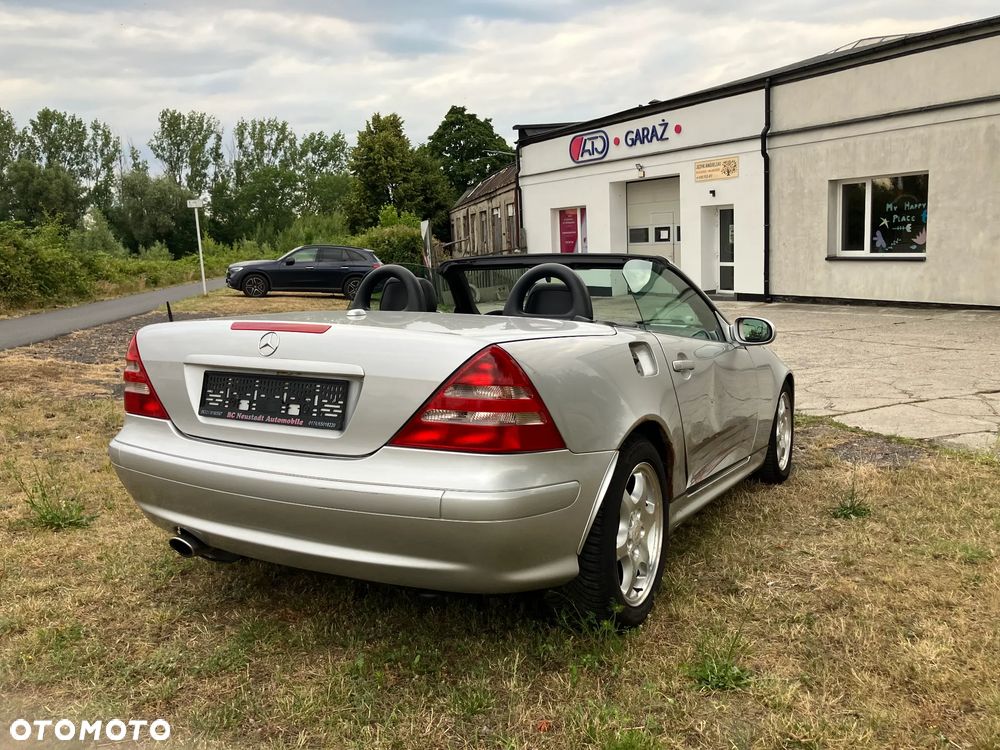 Mercedes-Benz SLK - 4