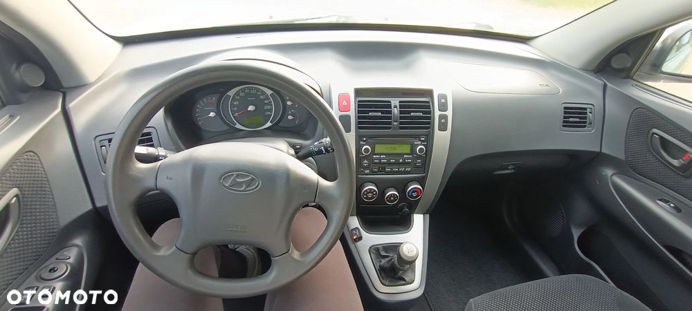 Hyundai Tucson 2.0 4WD GLS - 27